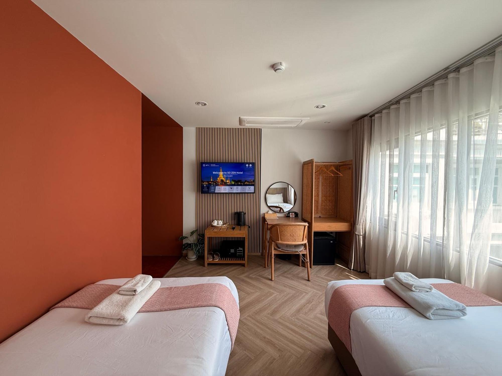 Deluxe Twin Room