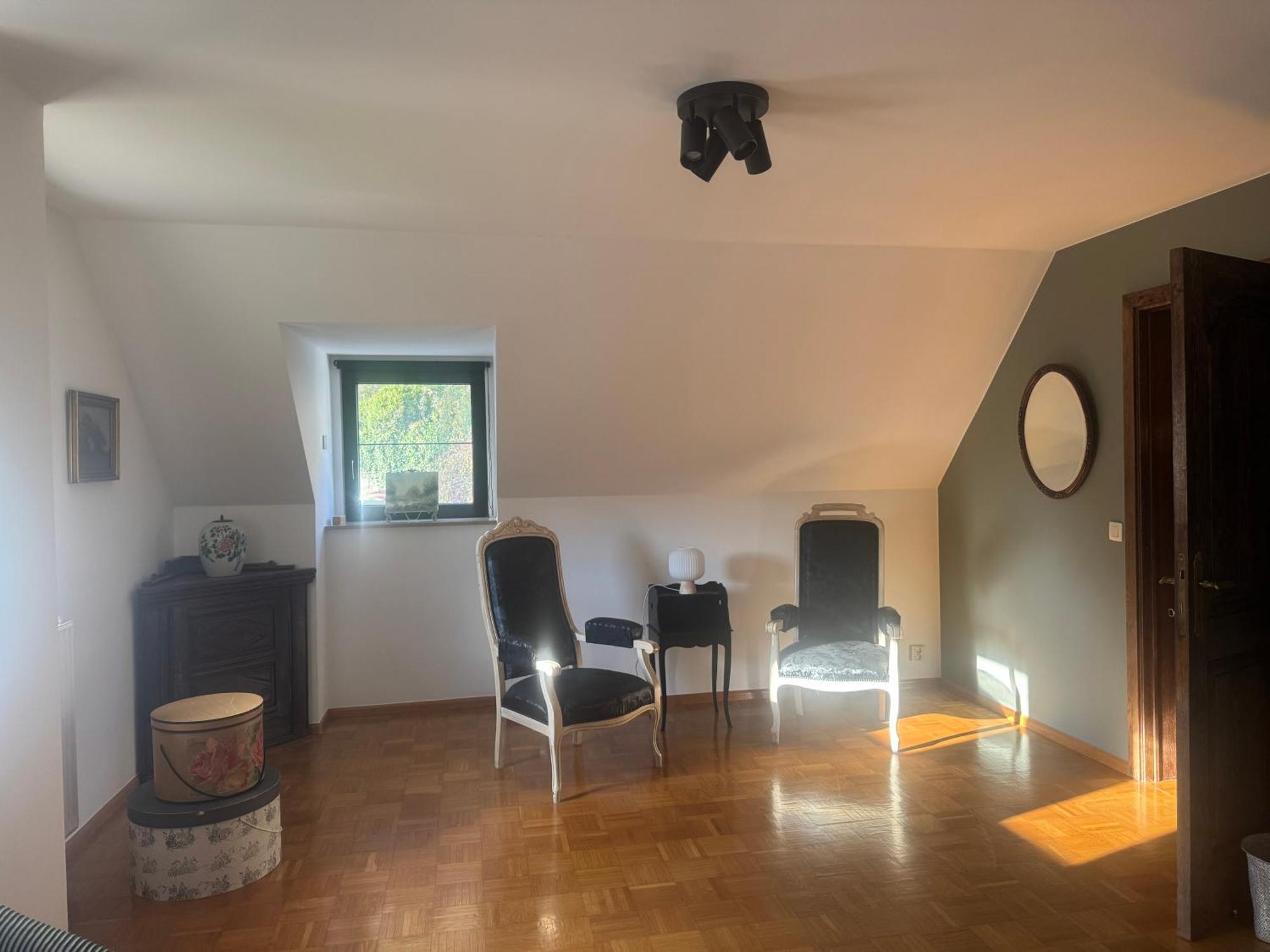 Deluxe Apartment,1731616090:JPEG