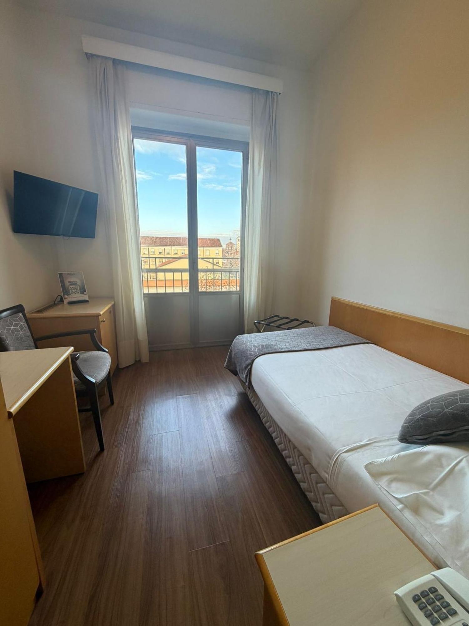 Single Room,1742588768:JPEG