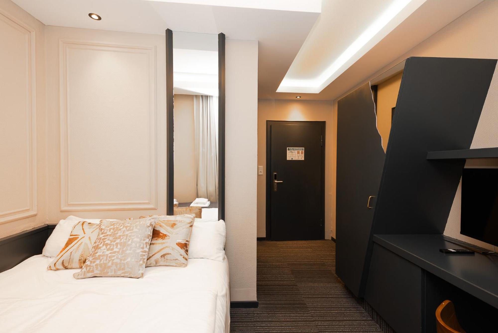 Budget Double Room,1743823404:JPEG