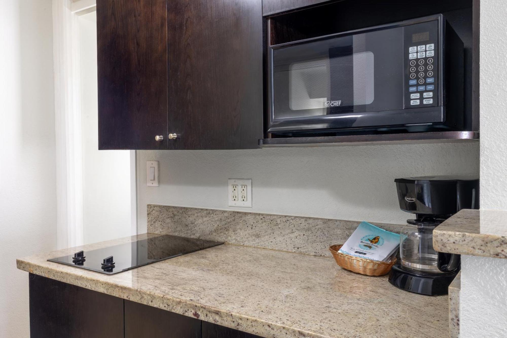 Studio Kitchenette