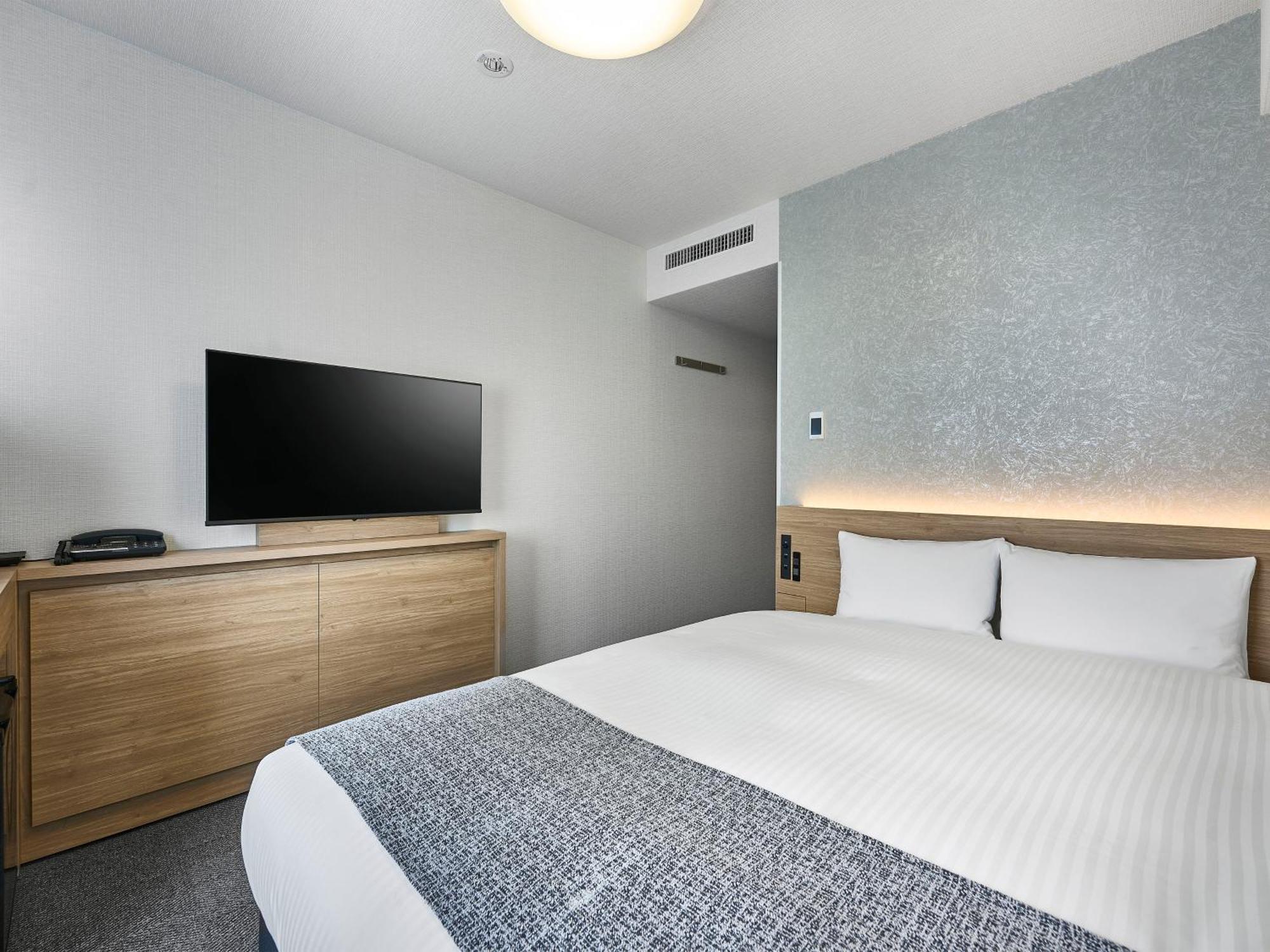 Deluxe Double Room- Non-Smoking,1758385974:JPEG