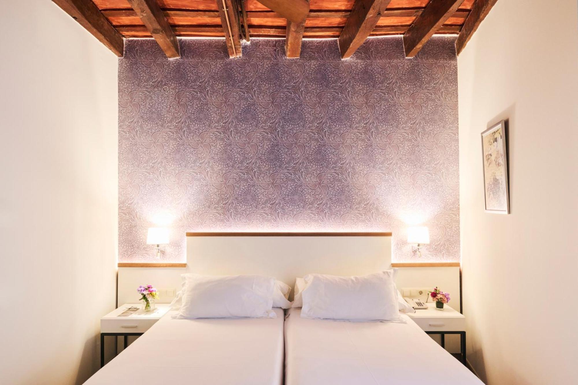 Classic Double or Twin Room Balcony