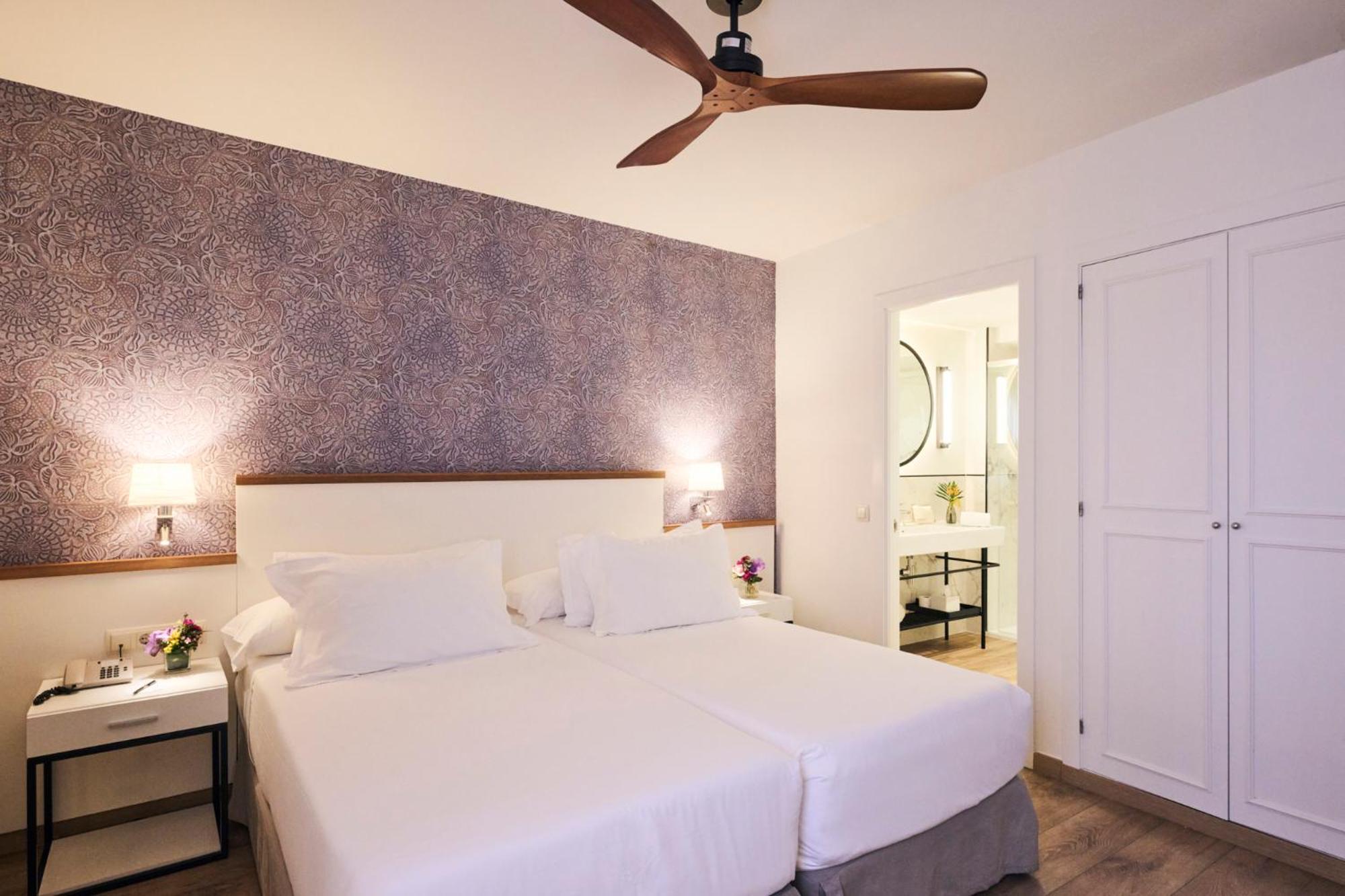 Classic Double or Twin Room