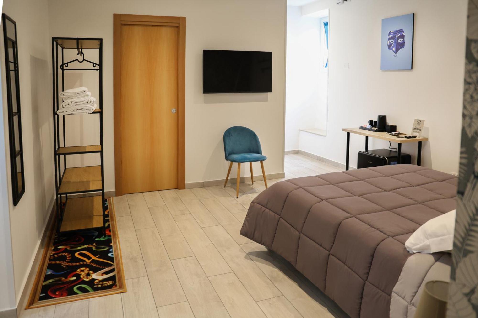 Double Room,1759281694:JPEG
