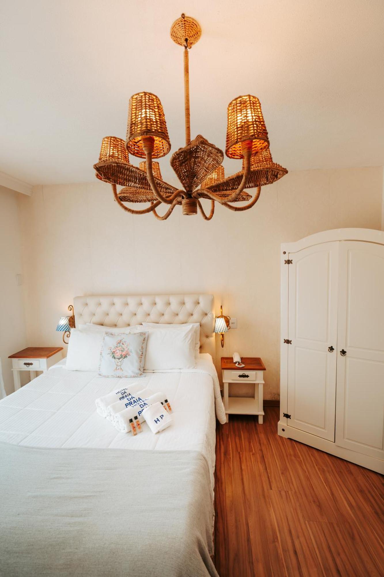 Deluxe Double Room Side Sea View