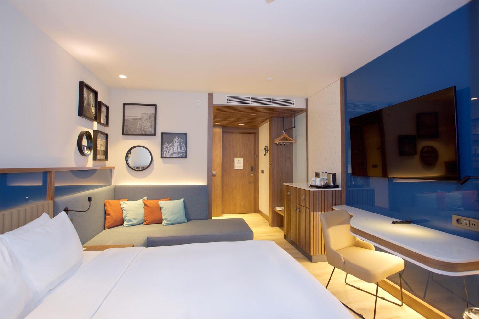 King Room Sofa Bed