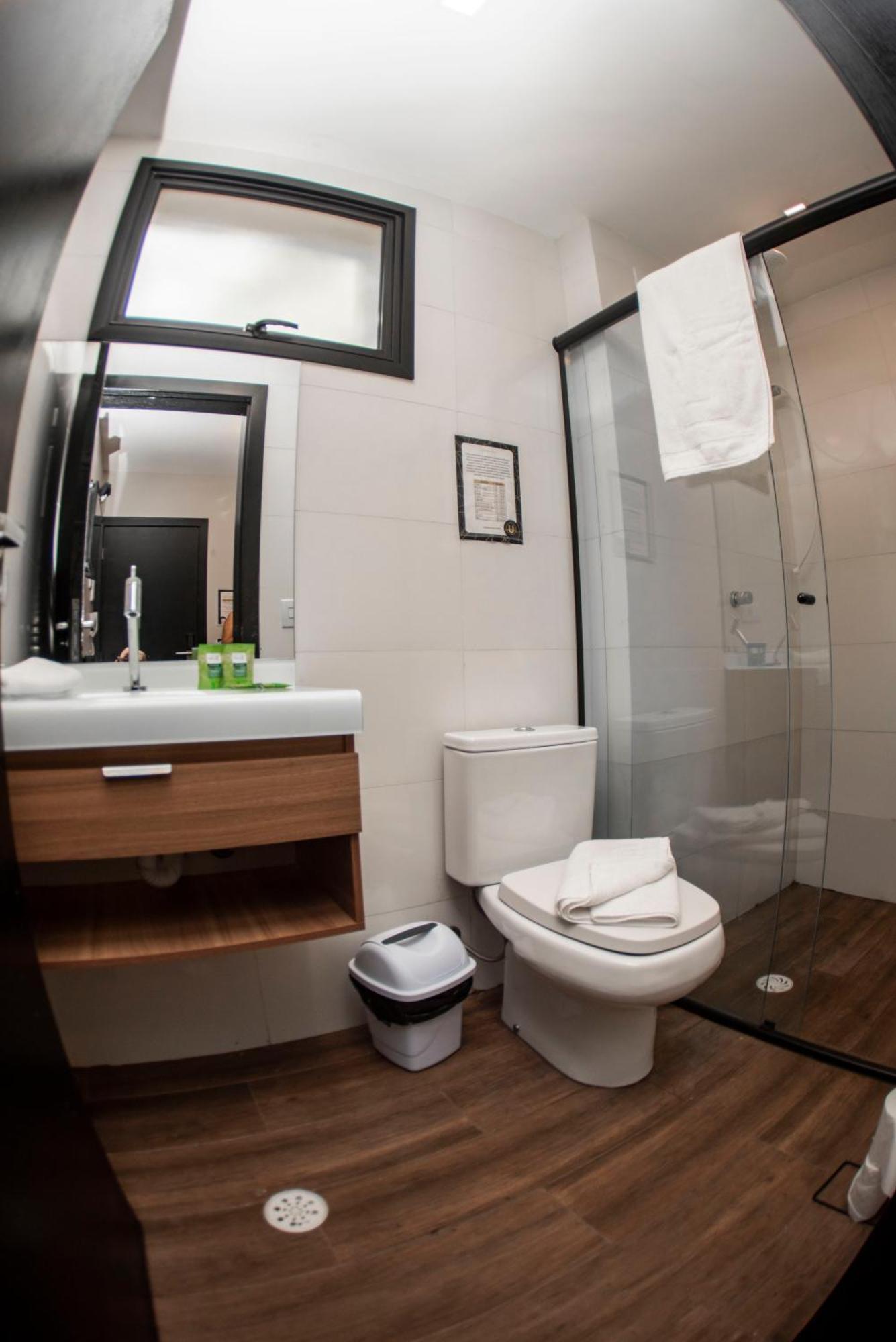 Quarto Triplo Standard