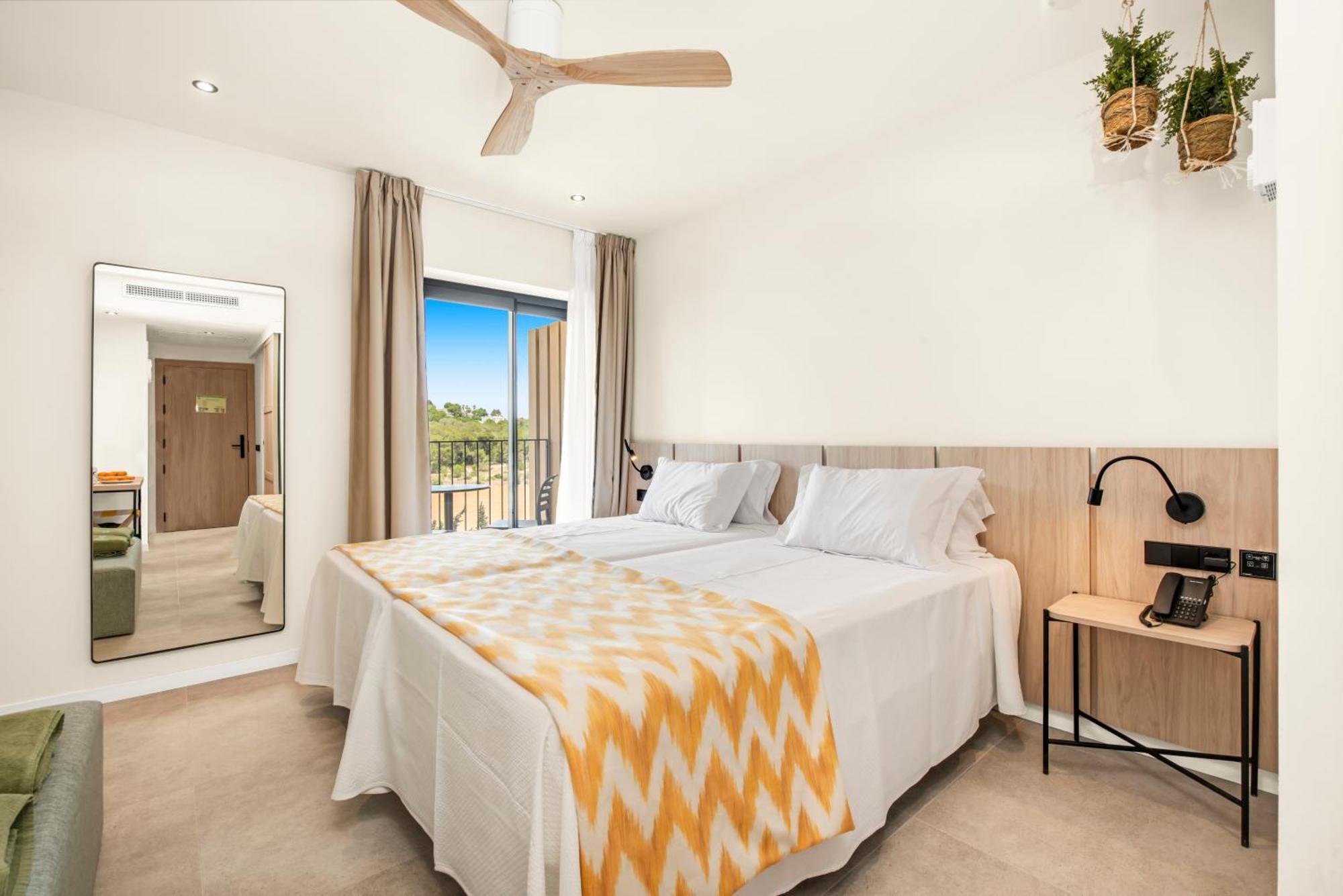 Double or Twin Room - Unlimited Brunch