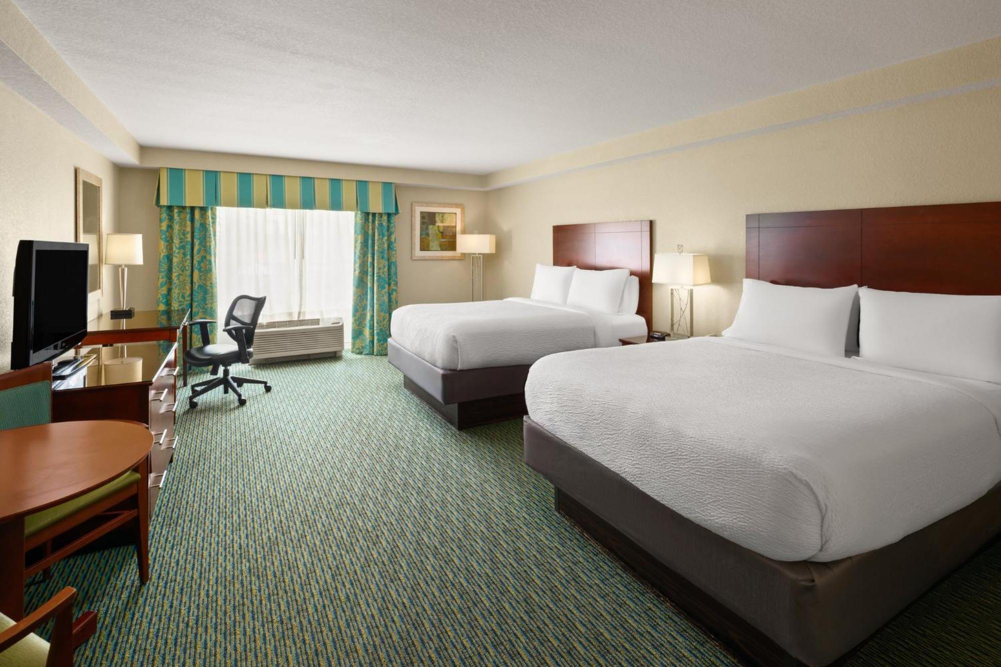 Standard Queen Room Two Queen Beds