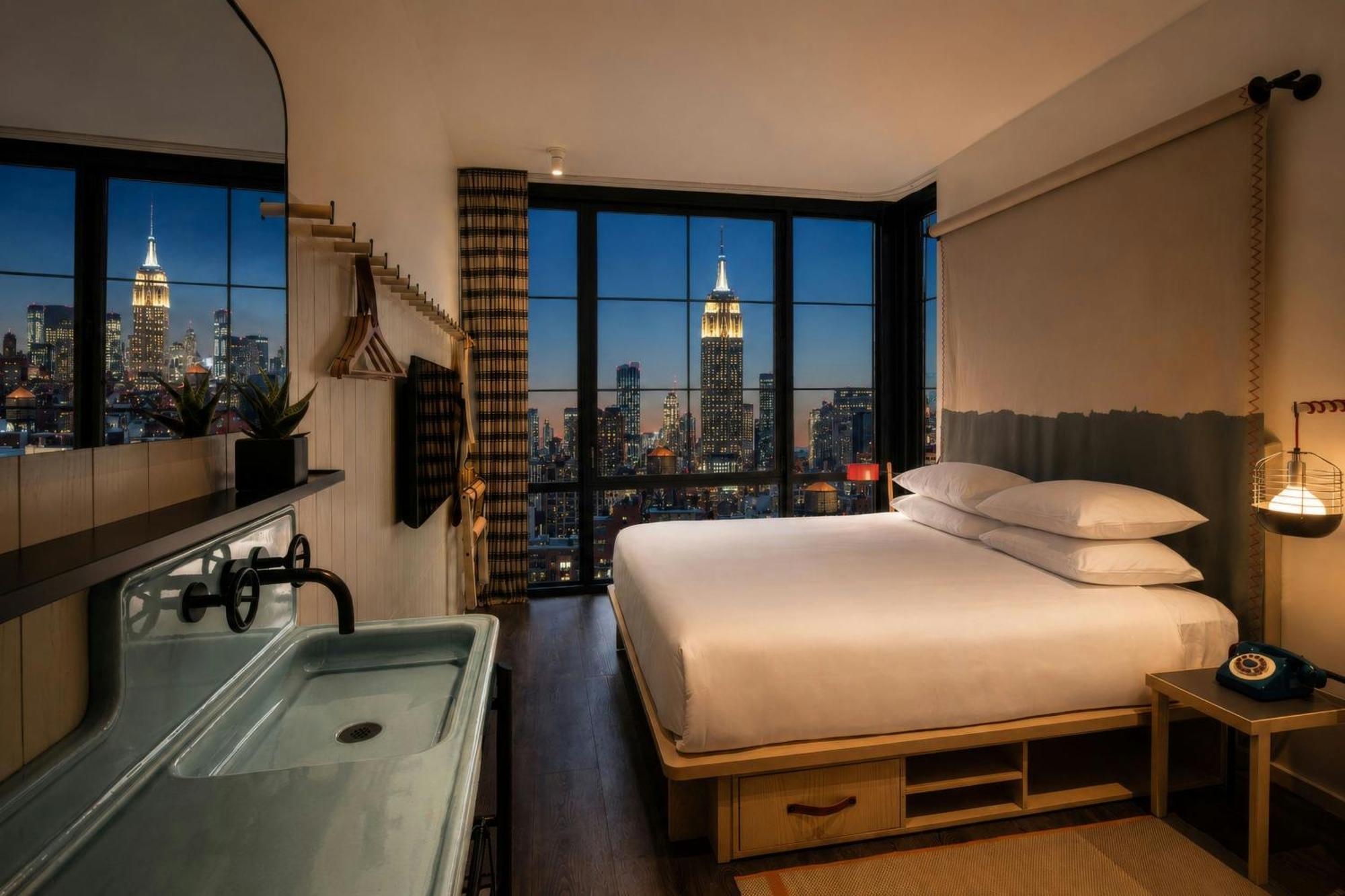 King Room Landmark View