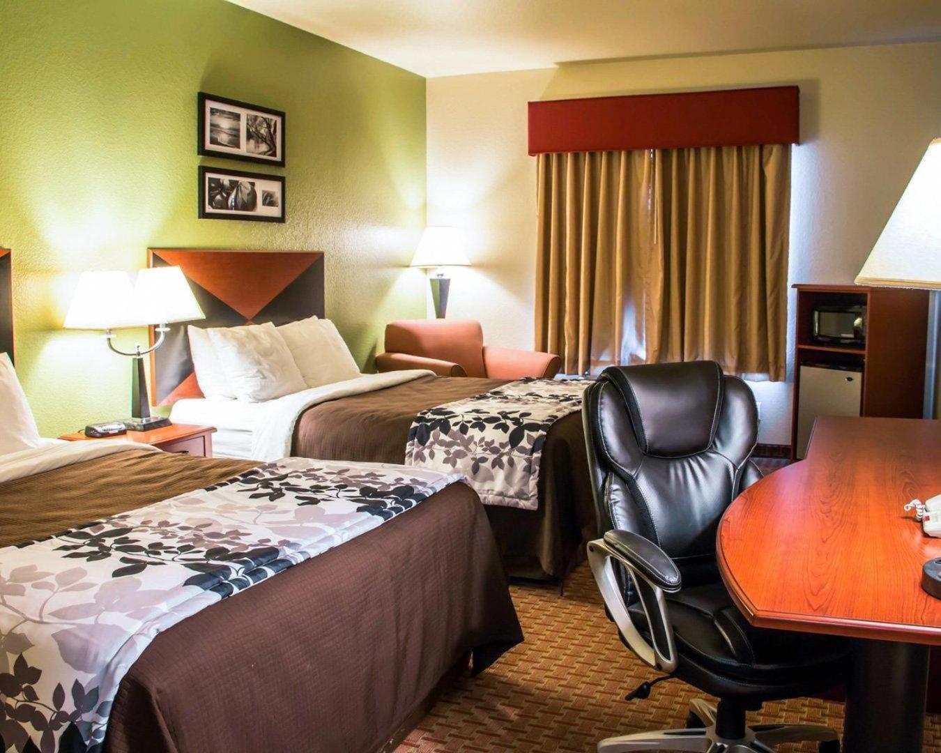 Queen Room Two Queen Beds