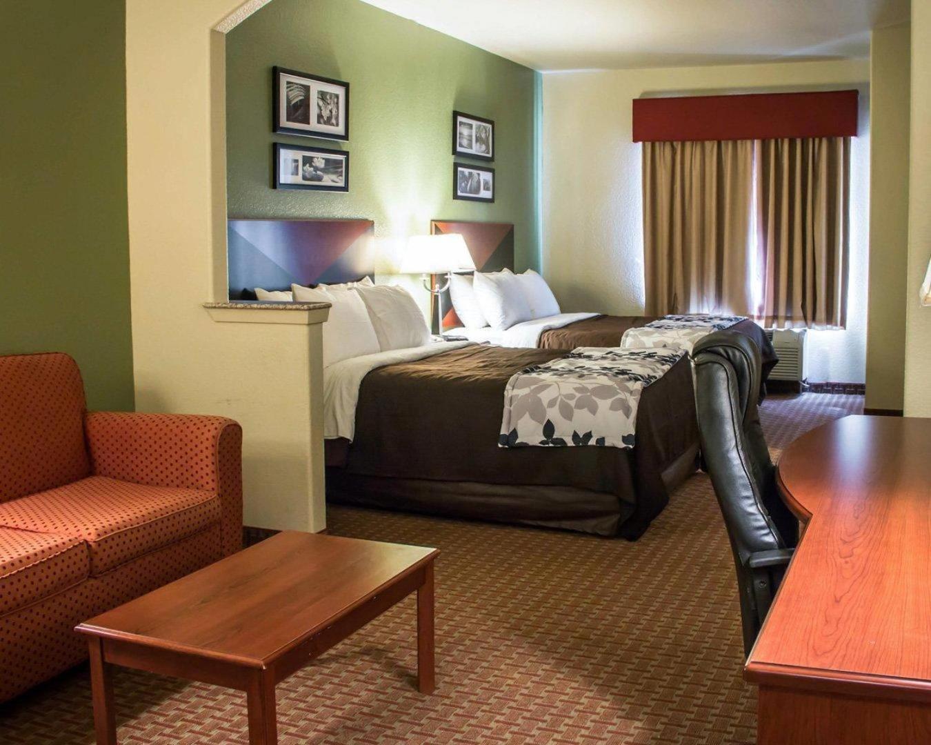 Queen Suite Two Queen Beds Sofa Bed