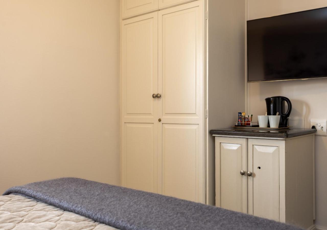 Petite room