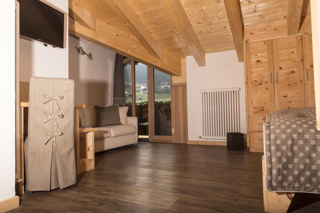 Quadruple Room with Balcony,183677139:JPEG