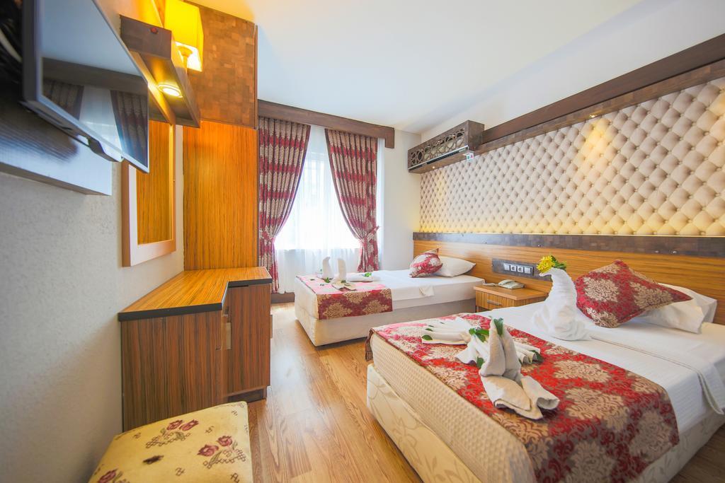 Standard Double or Twin Room,1209919888:JPEG