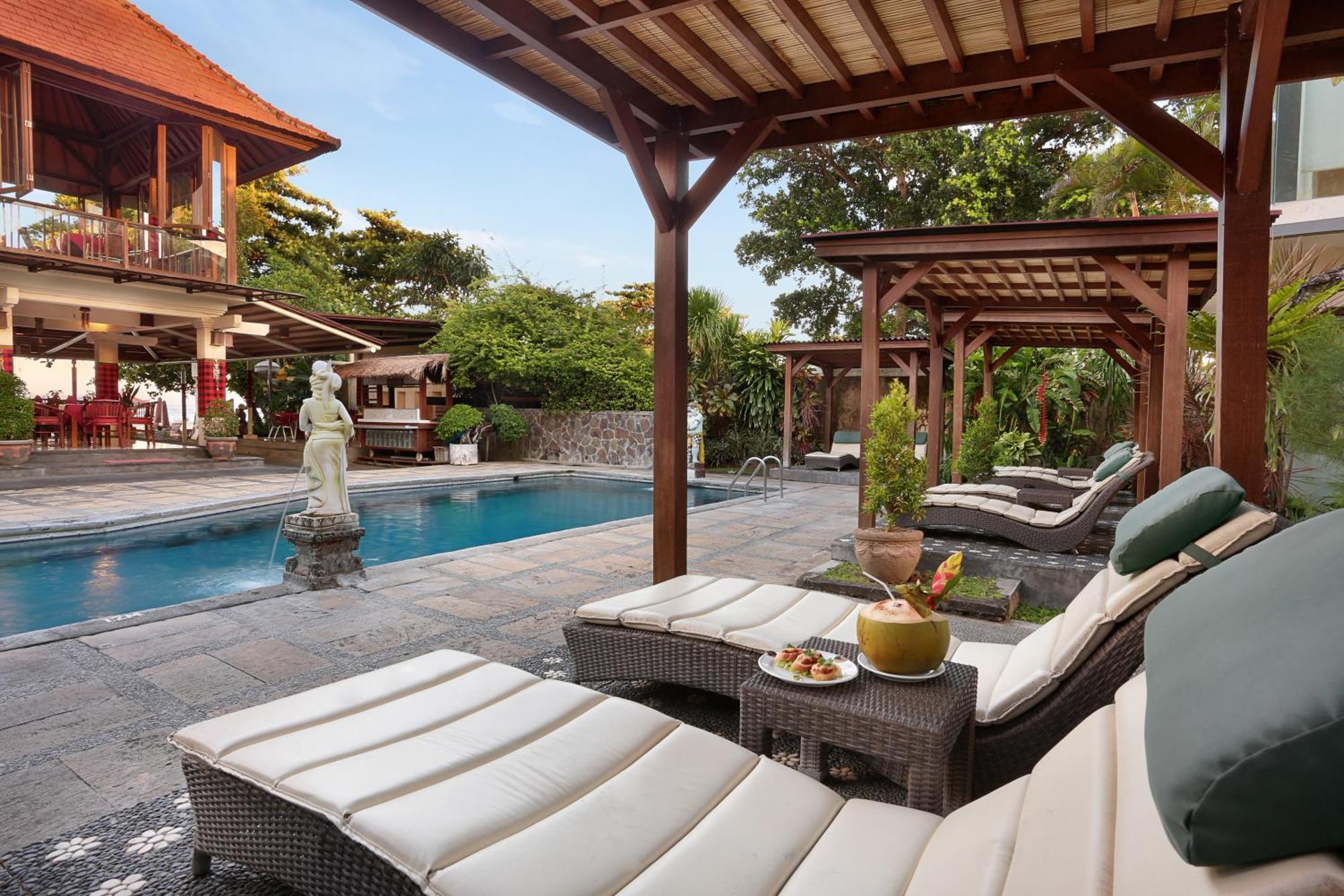 Deluxe Bungalow