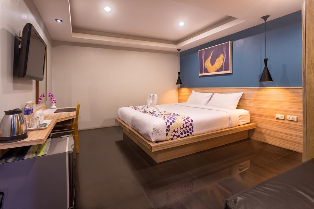 Standard Double Room No Windows