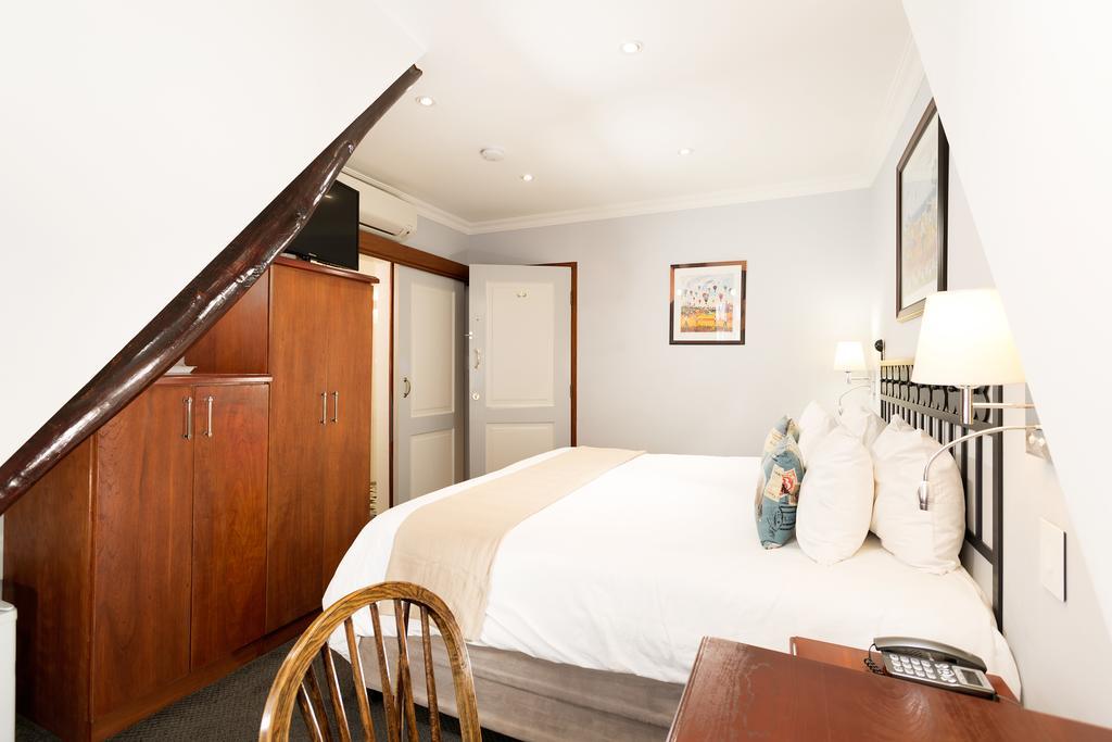 Petite room