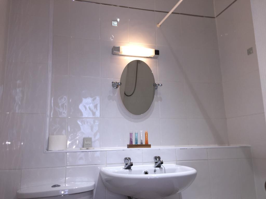 Standard Single Room,1367724389:JPEG