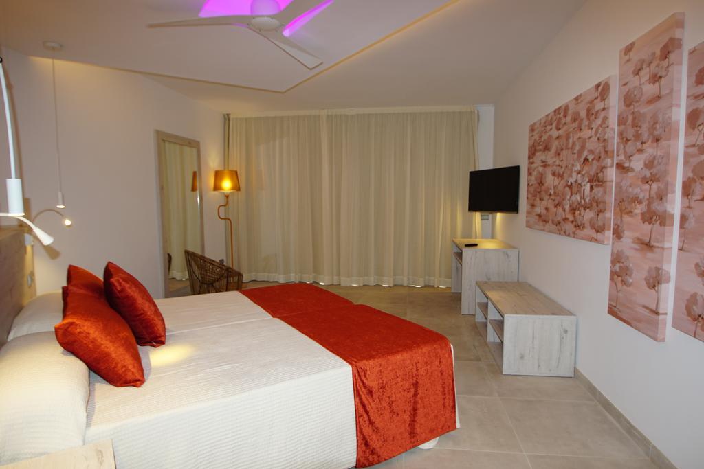 Superior Double Room Garden View