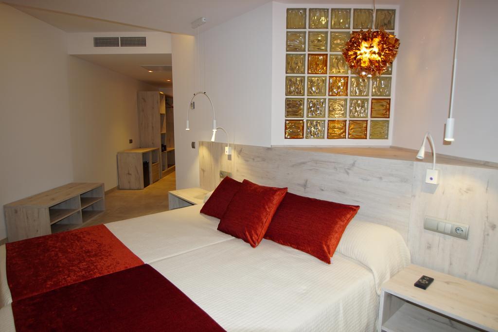 Superior Double Room Mountain View
