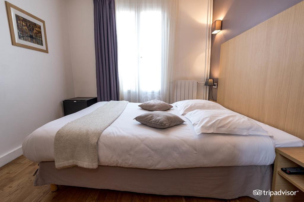 Double Room with Shower,451499070:JPEG