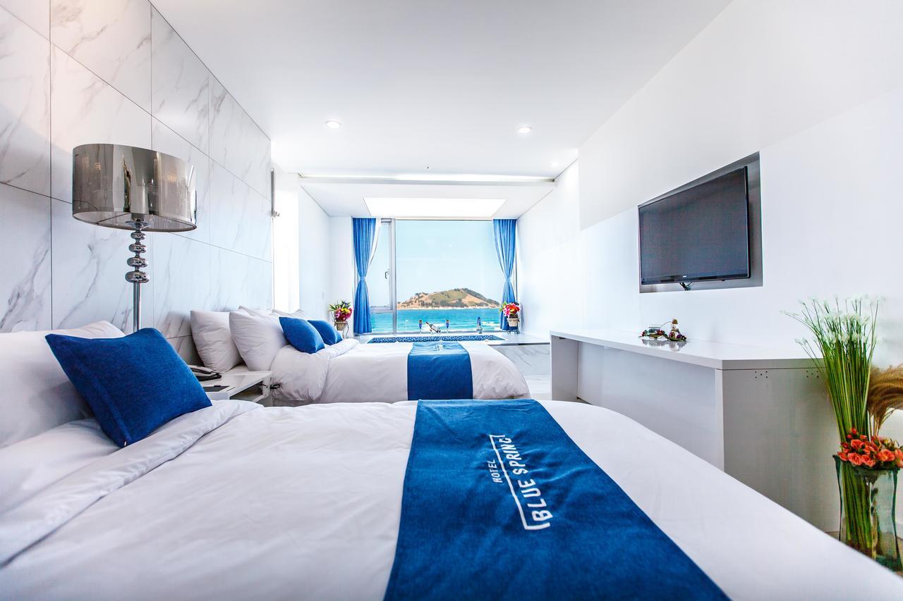 Family Room Sea View