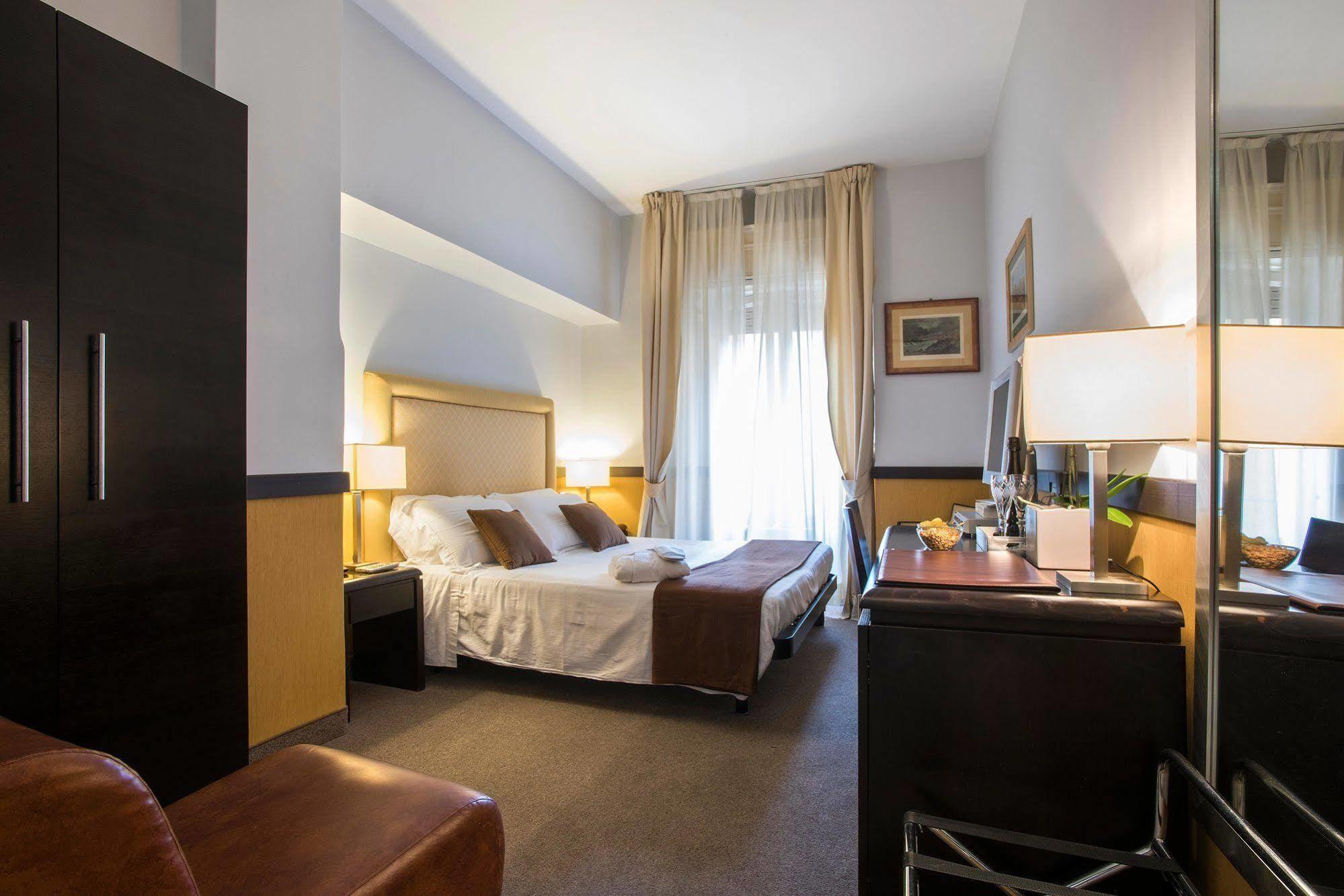 Double or Twin Room,678204627:JPEG