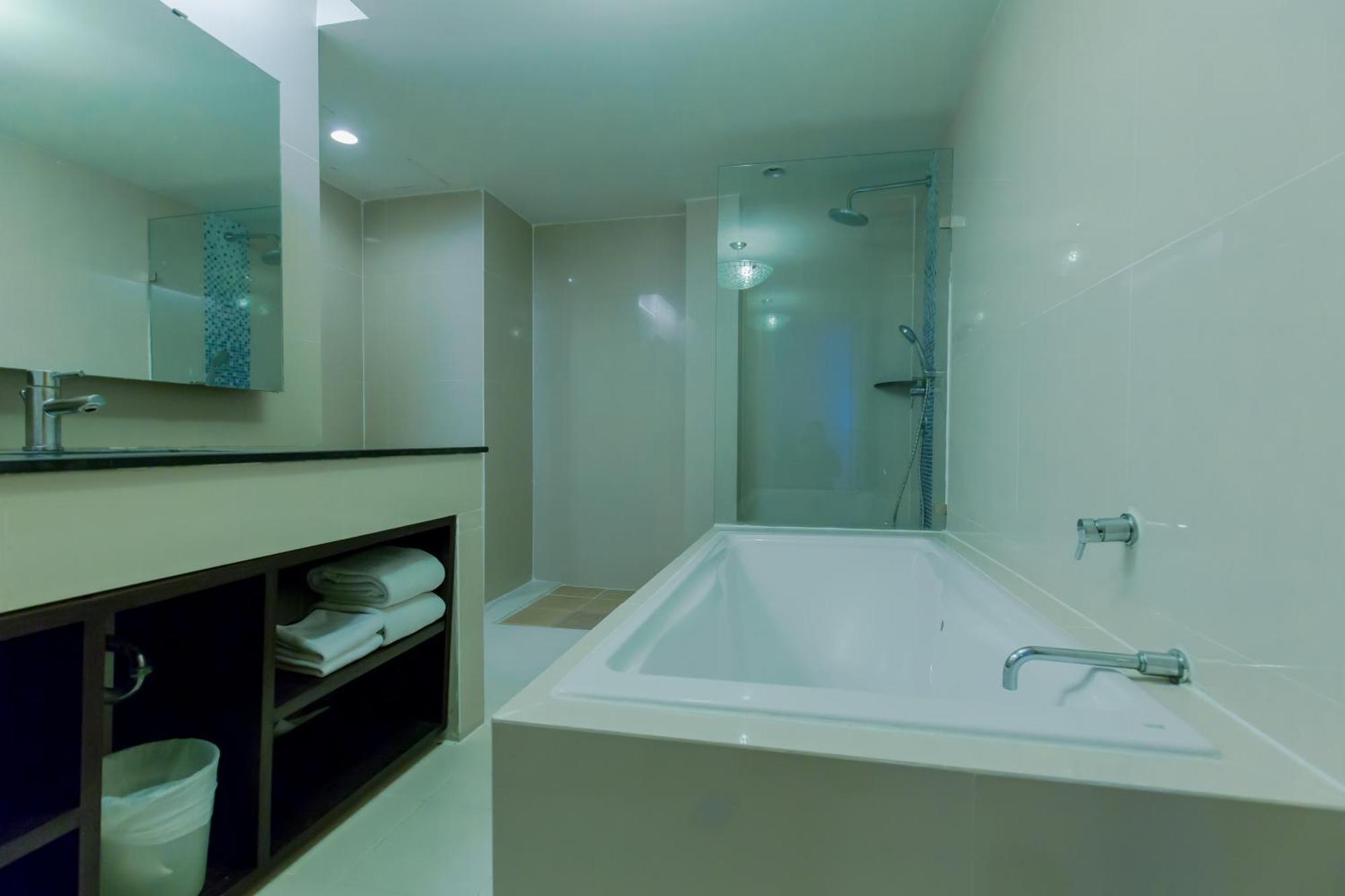 Junior Suite,679017303:JPEG