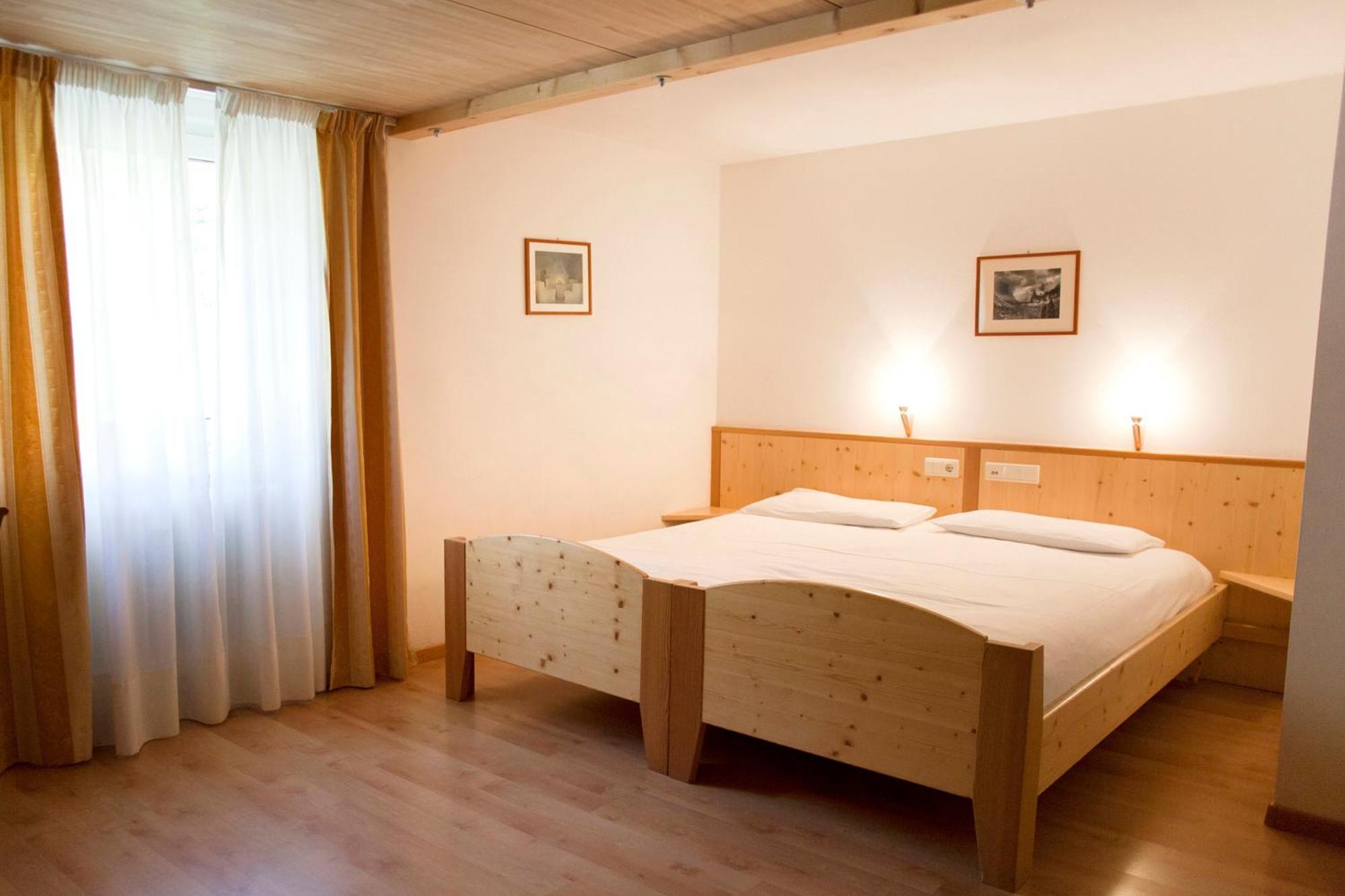 Standard Double or Twin Room,693280341:JPEG