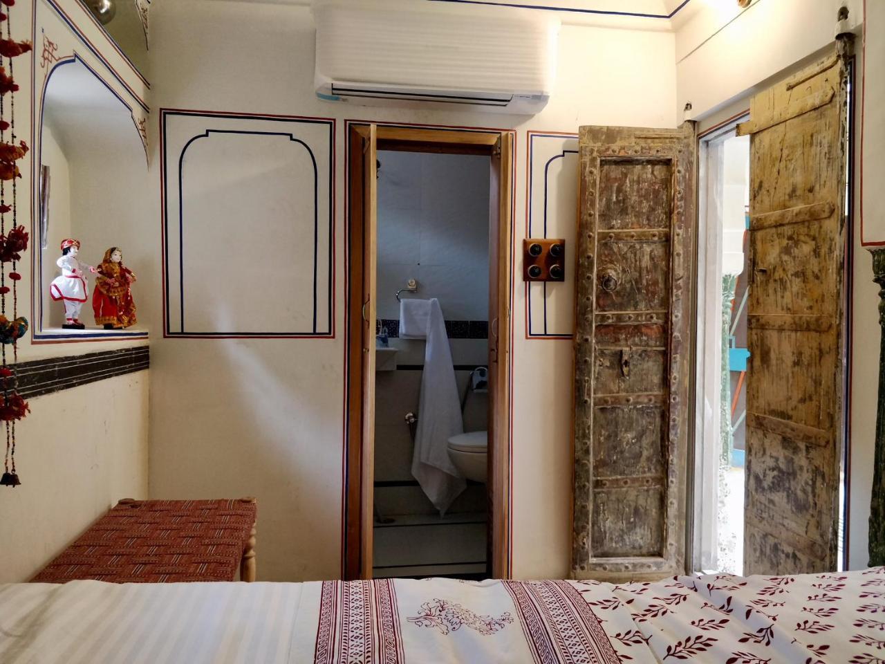 Single Room with Bathroom