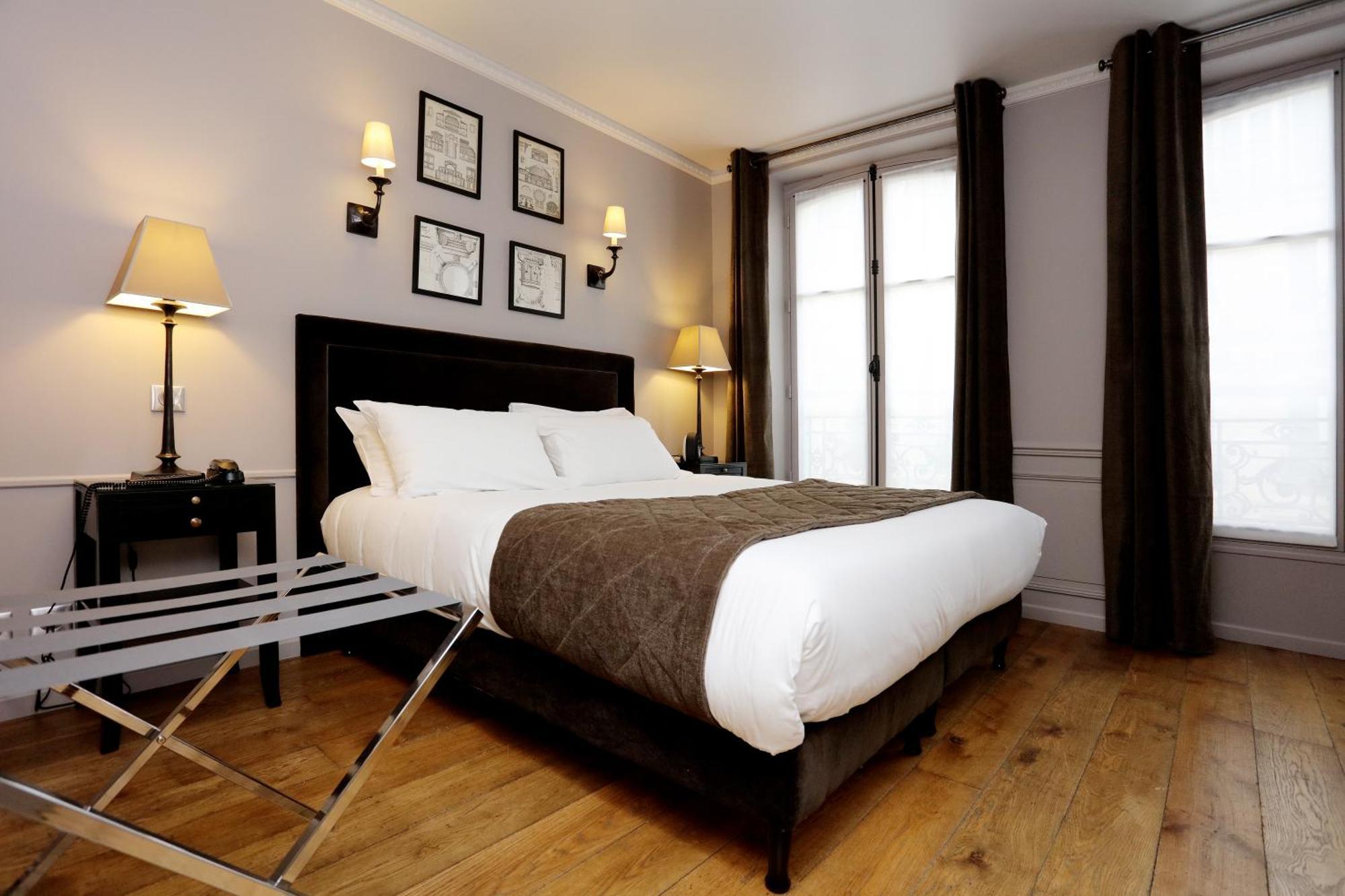 Deluxe Double or Twin Room