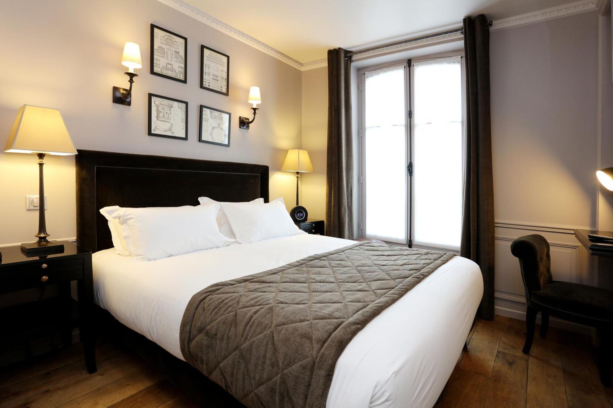 Superior Double Room with Balcony