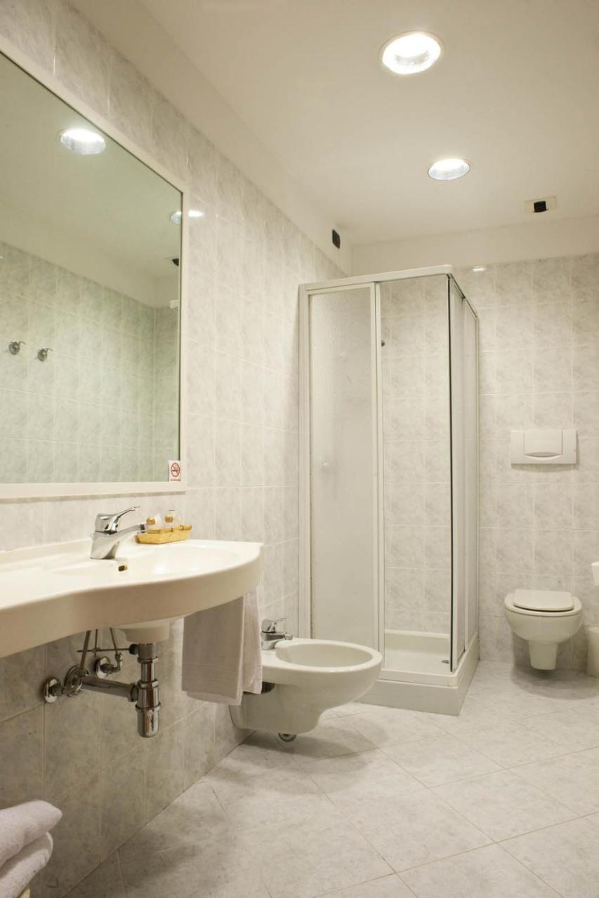 Quarto Superior com Cama de Casal ou 2 de Solteiro