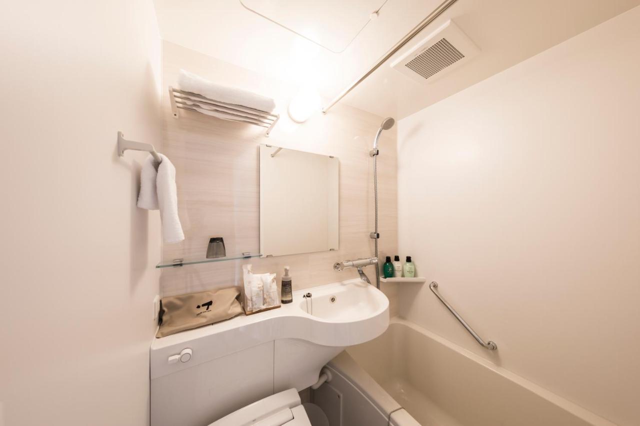 Semi Double Room - Non-Smoking