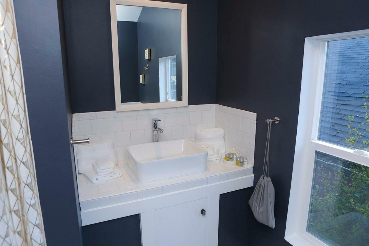 Double or Twin Room 1 Space