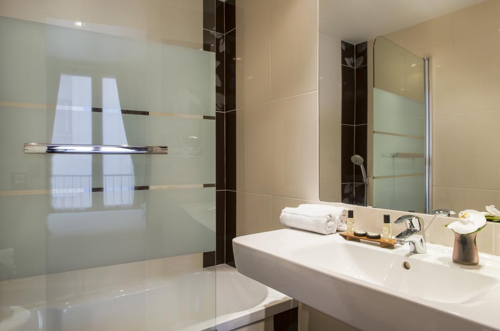 Double or Twin Room,738881443:JPEG