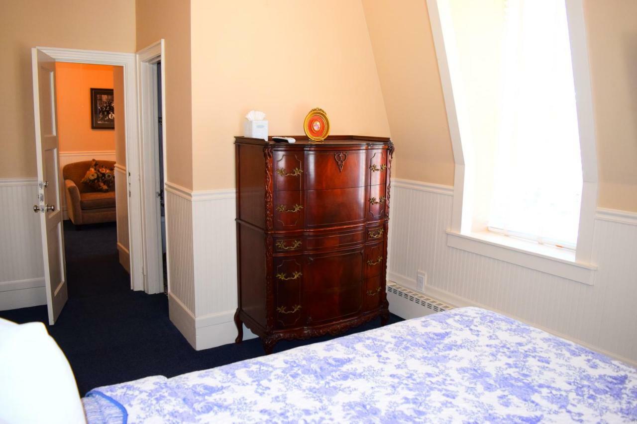 Junior Suite Mountain View