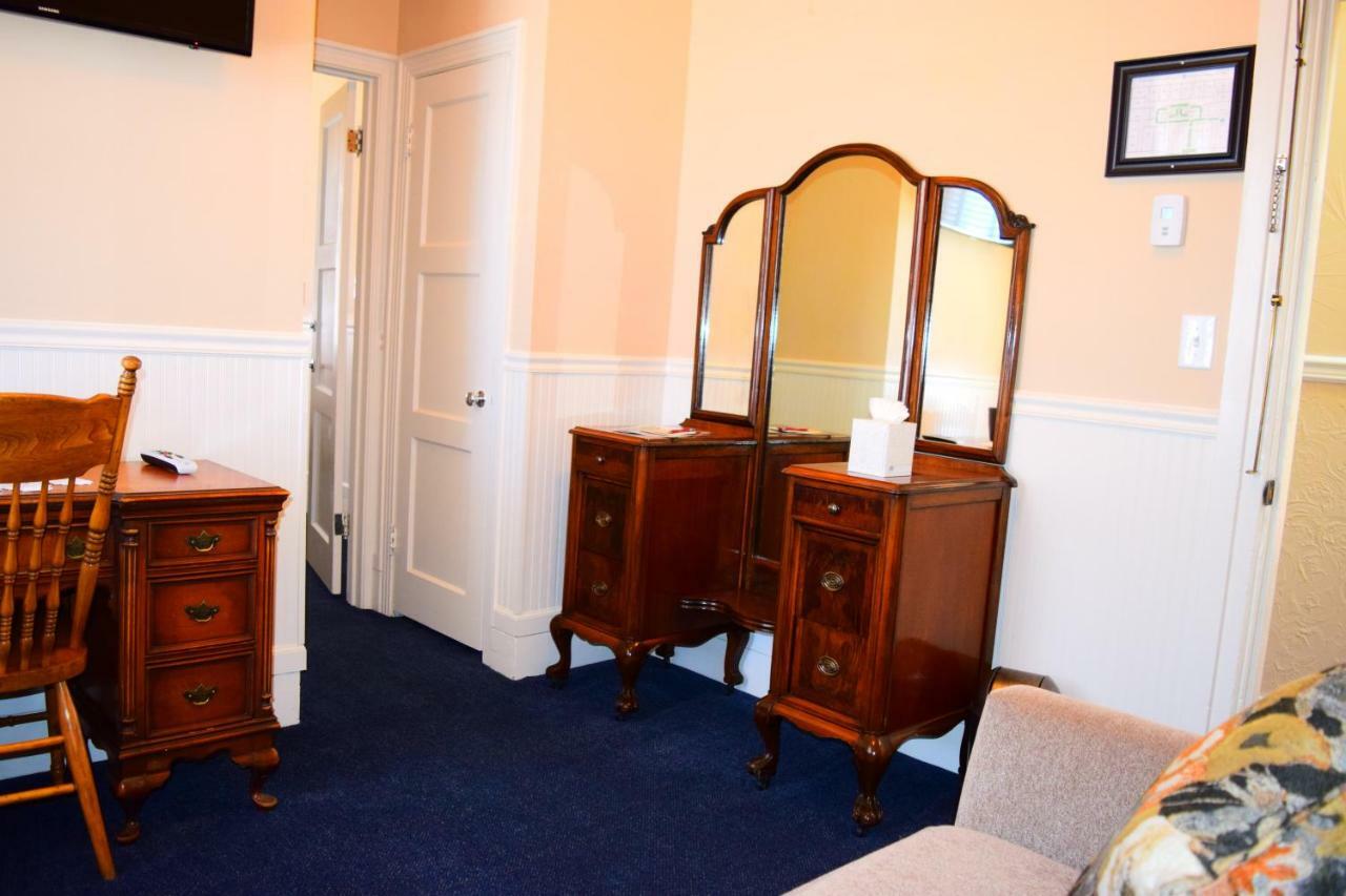 Junior Suite Mountain View