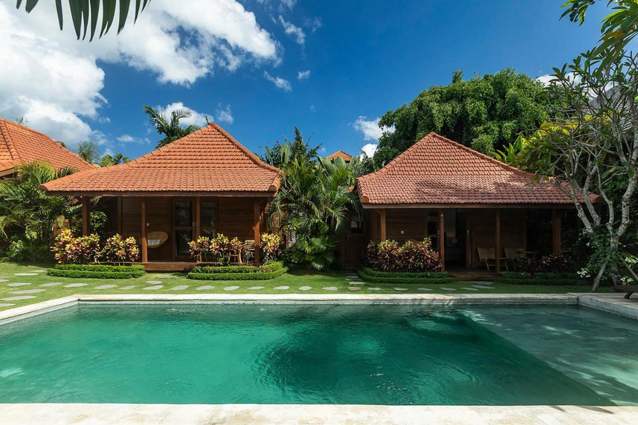 Two-Bedroom Bungalow,799138689:JPEG