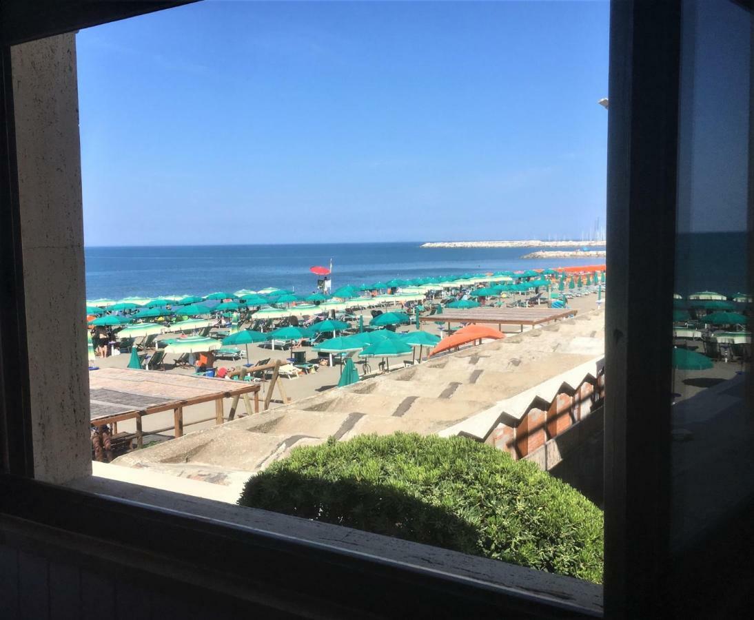 Camera Matrimoniale/Doppia con Letti Singoli con Vista Mare