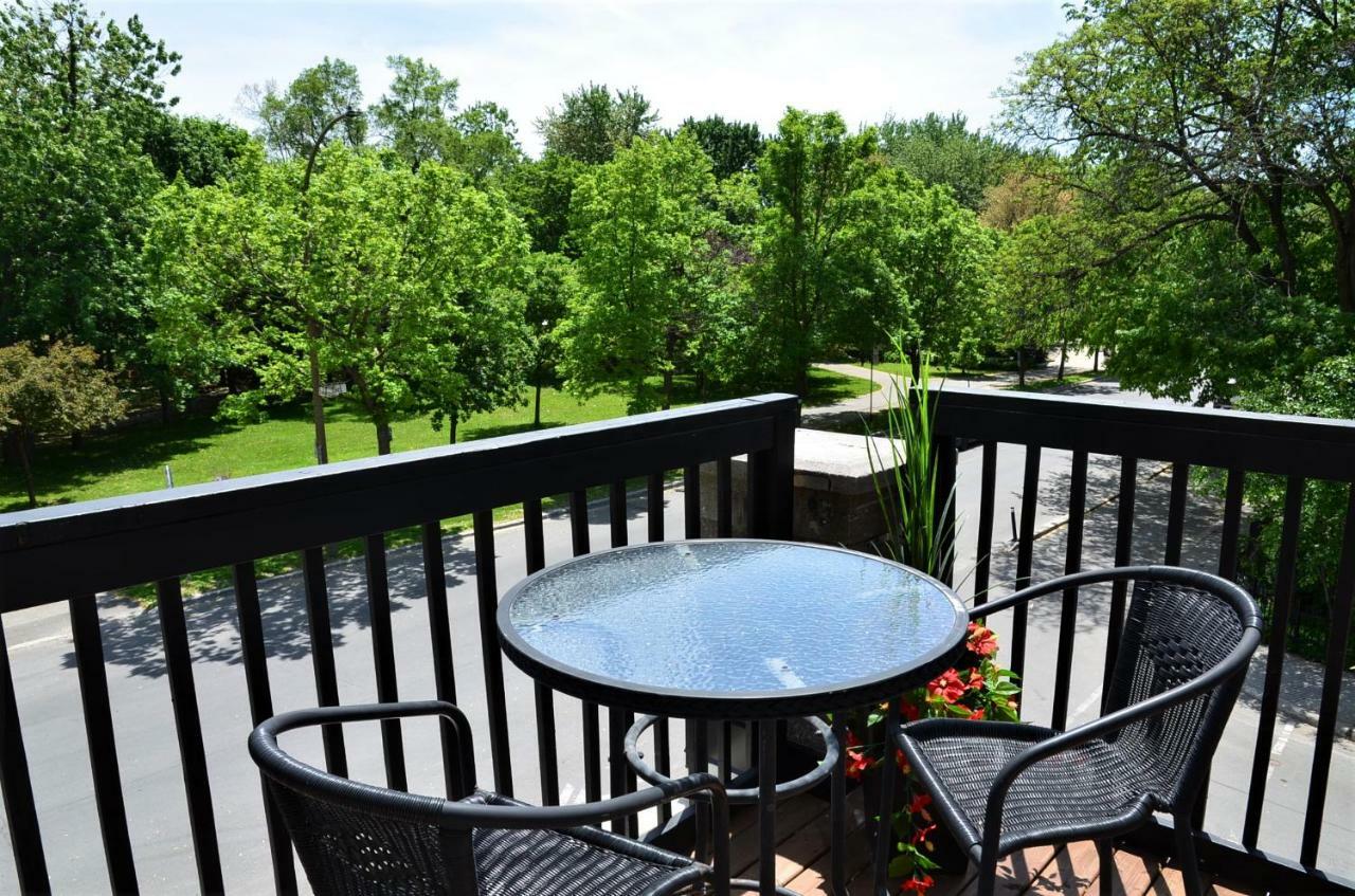 King Suite with Terrace