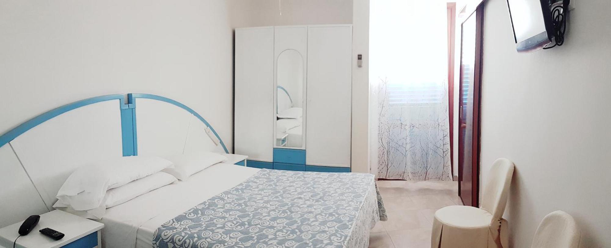 Double or Twin Room with Sea View,833255063:JPEG