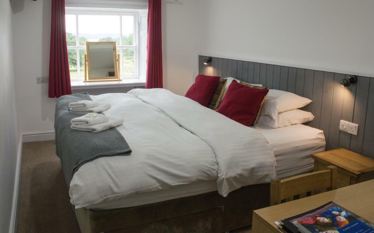 Double or Twin Room Lake View