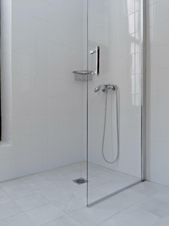 Chambre Simple - Accessible aux Personnes à Mobilité Réduite
