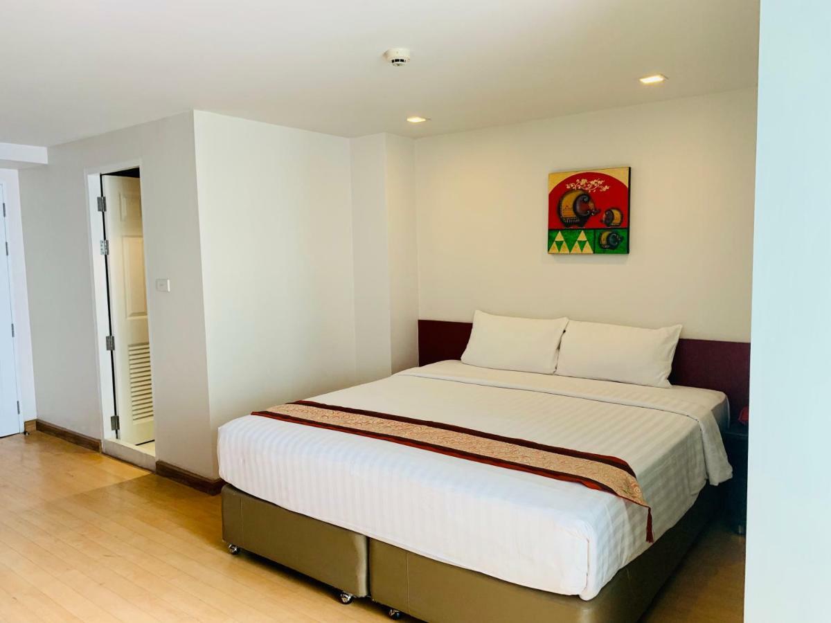 Quarto Deluxe com Cama de Casal ou 2 de Solteiro