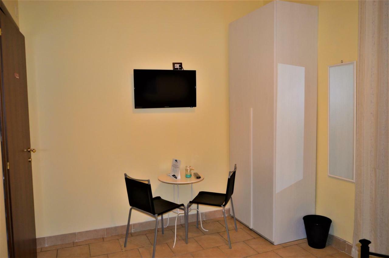 Camera Doppia con Letti Singoli con Bagno Privato Esterno