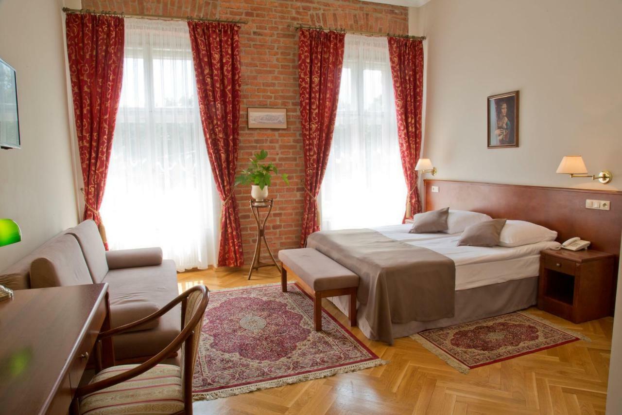 Premium Twin Room