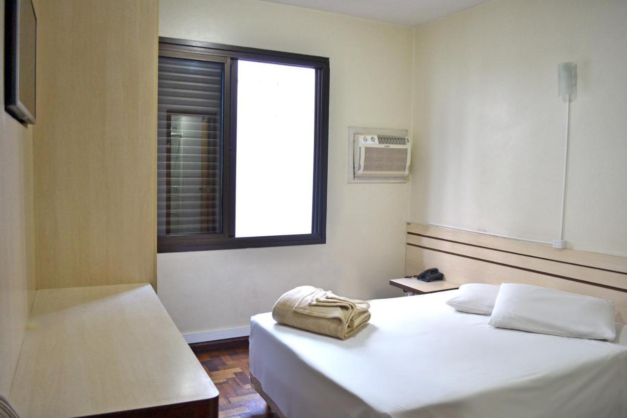 Quarto Individual Standard